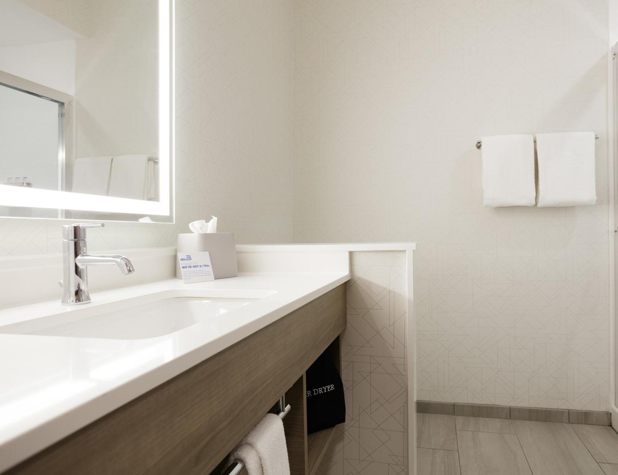 Holiday Inn Express Hotel & Suites Los Angeles Airport Hawthorne By Ihg Luaran gambar